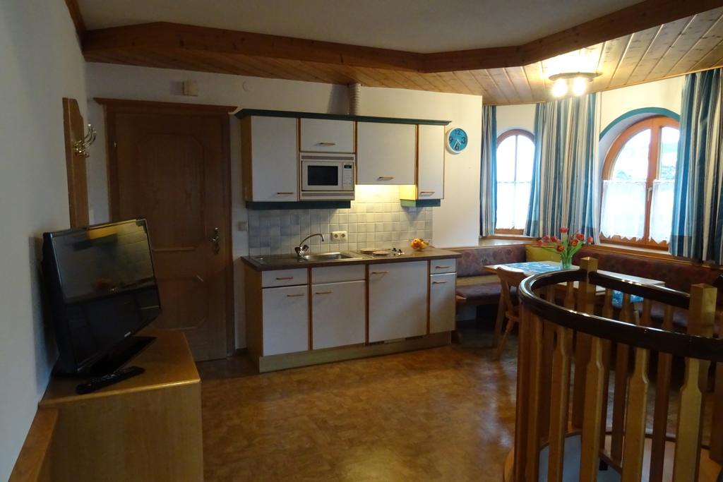 Pension Appartements Reithof 상트조한임퐁가우 외부 사진